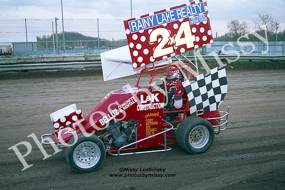 1997-2x4-Perry-Y9
