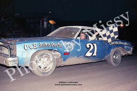 1989-21-DannyJohnson_D24a