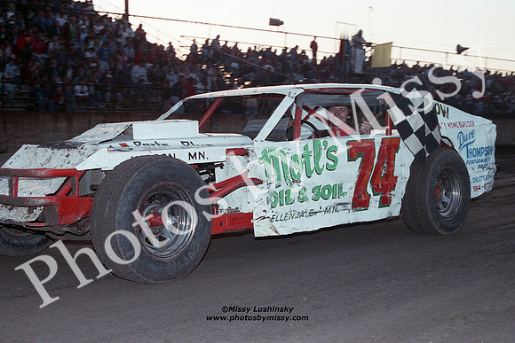 1989-74-MarkNoble_H18a