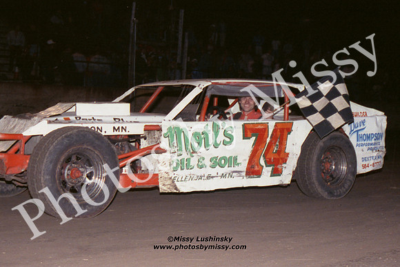 1989-74_MarkNoble-H23a