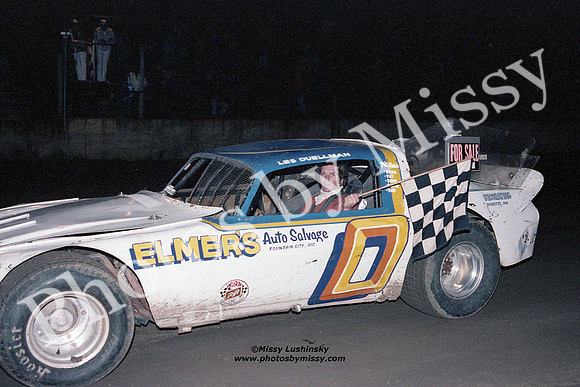 1982-0-LesDuellman-flag